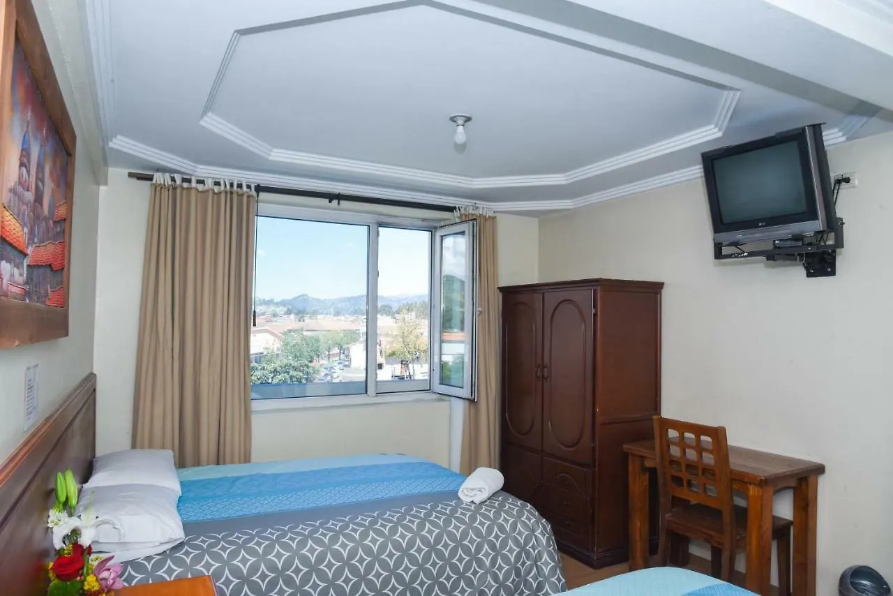 Mi Hotel & Suites Cuenca